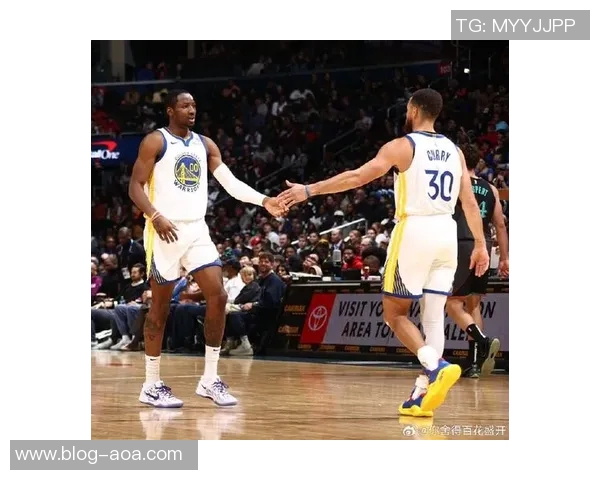 库里谈库明加问题:球队将以丰富经验妥善处理相关事务 库里谈库明加问题:球队将以丰富经验妥善处理相关事务